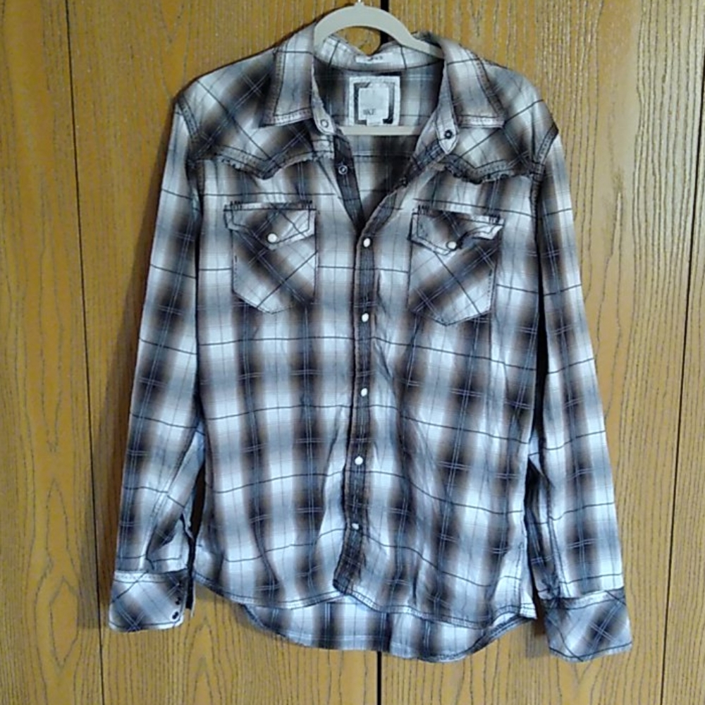 BKE snap up shirt